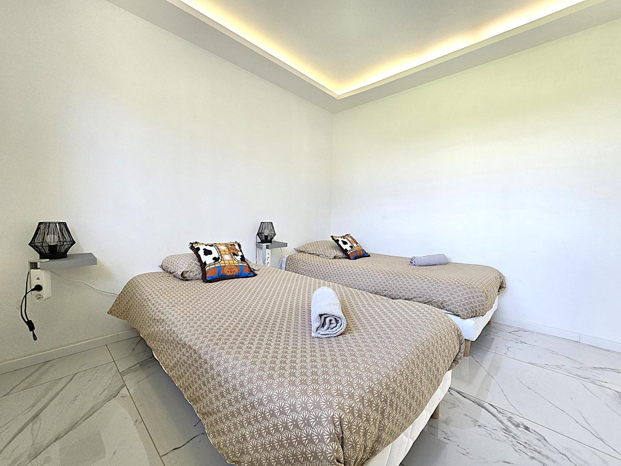 Maison Sapiac - 4Pers - 2 Chambres - 3 Lits - Clim Reversible - Terrasse Ombragee Et Grand Jardin - Piscine Saison Estivale Montauban Exterior foto